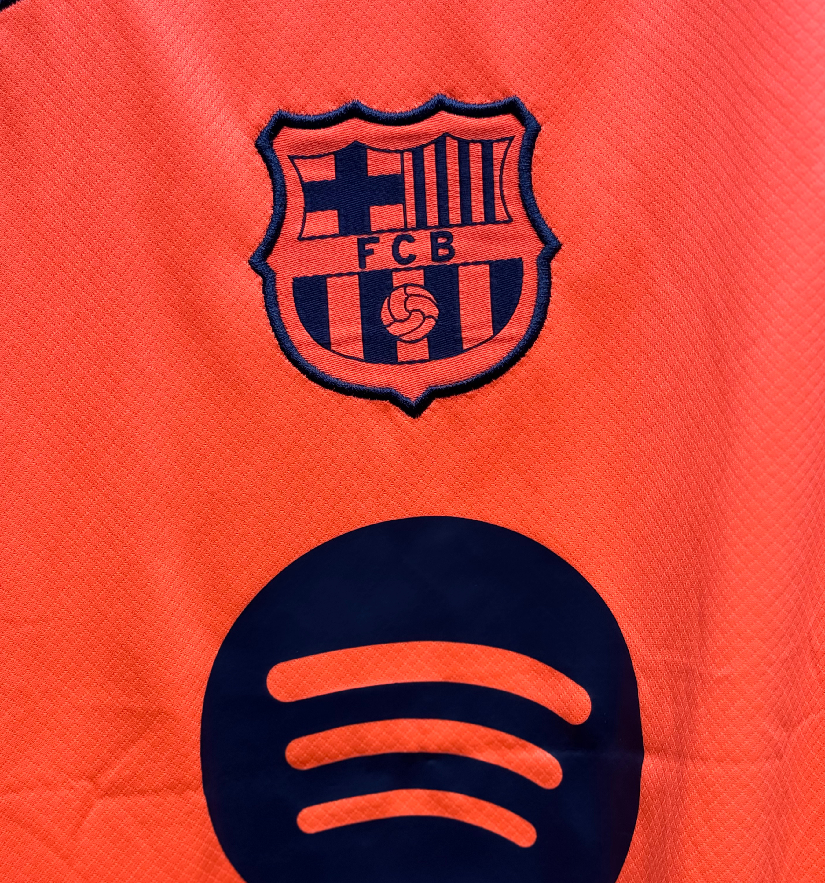 Camisa Barcelona Tercera 25-26 Versión Fan