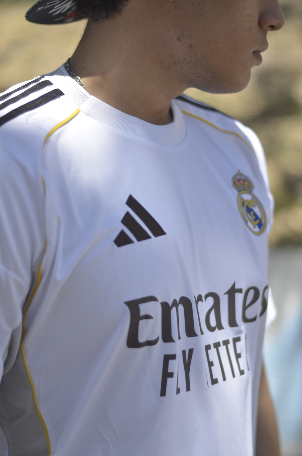 Camisa Real Madrid Local 25-26 Versión Fan
