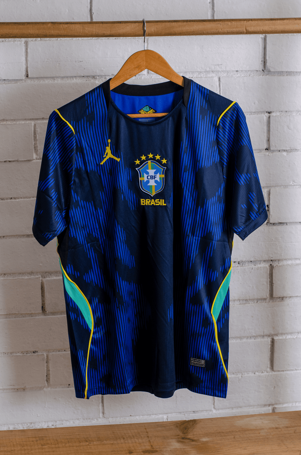 Camisa Brasil Visita 2026 Versión Fan