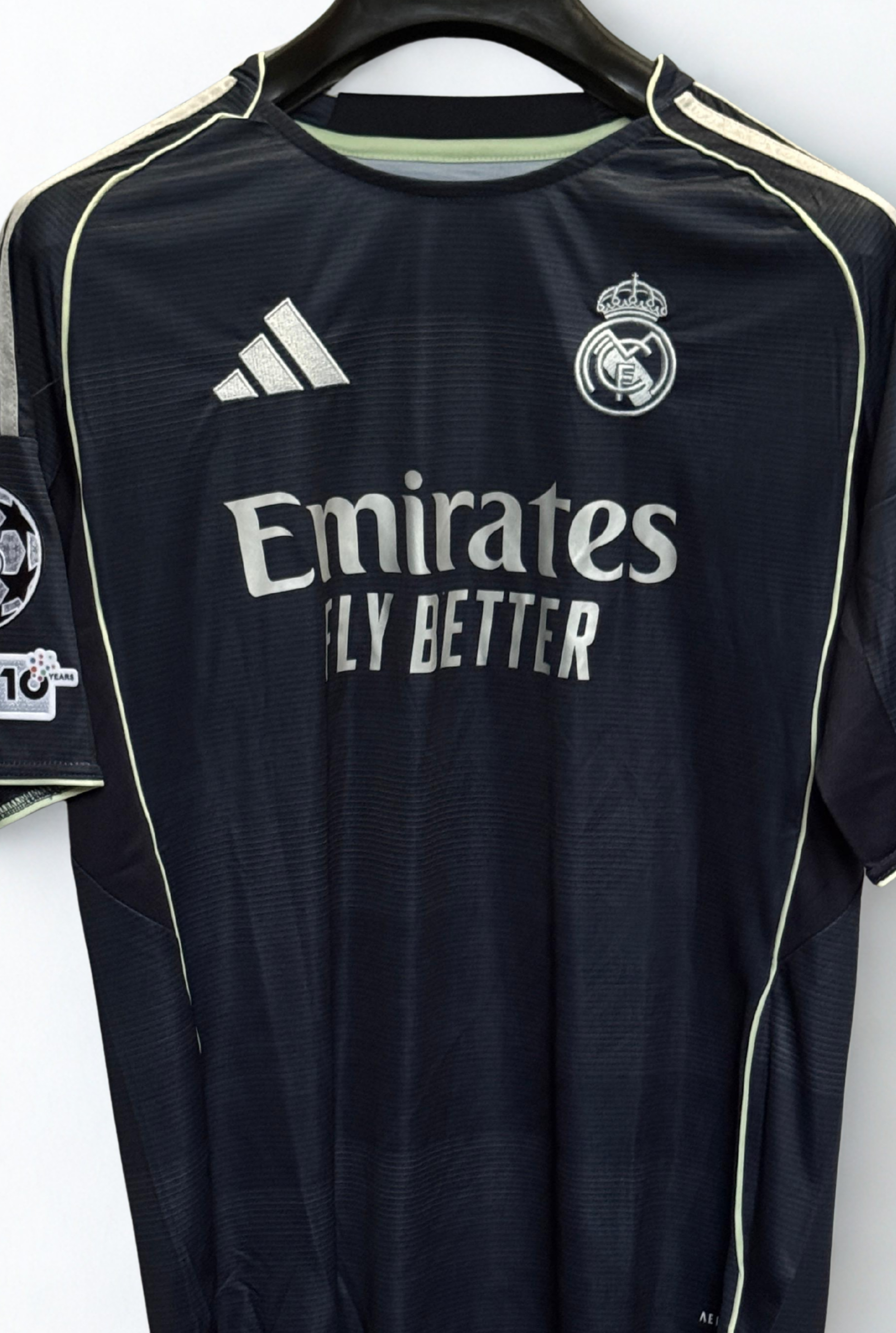 Camisa Real Madrid Visita 25-26 Versión Fan