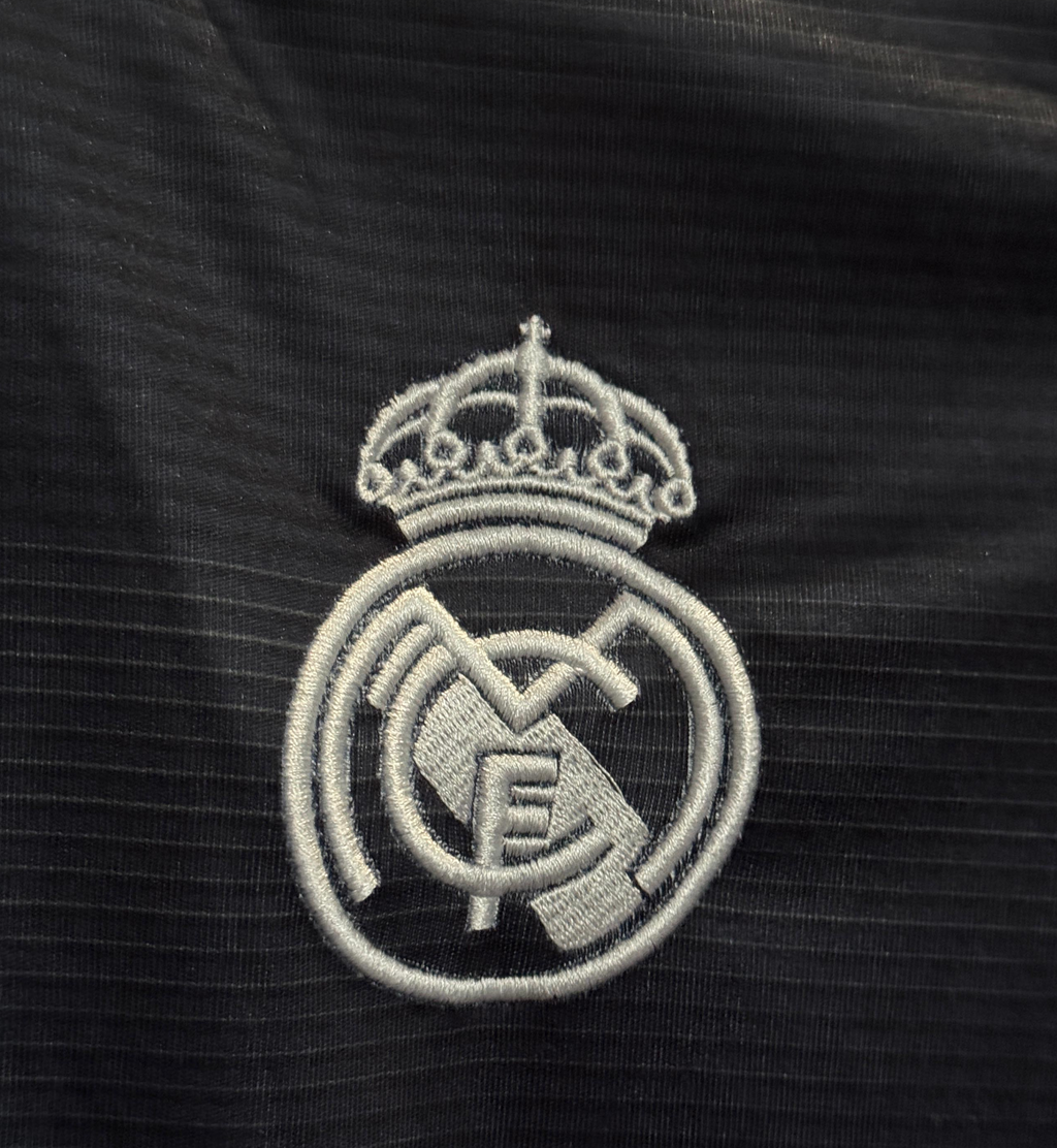 Camisa Real Madrid Visita 25-26 Versión Fan